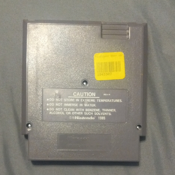 Final Price! NES Bugs Bunny Birthday Blowout - Picture 2 of 2